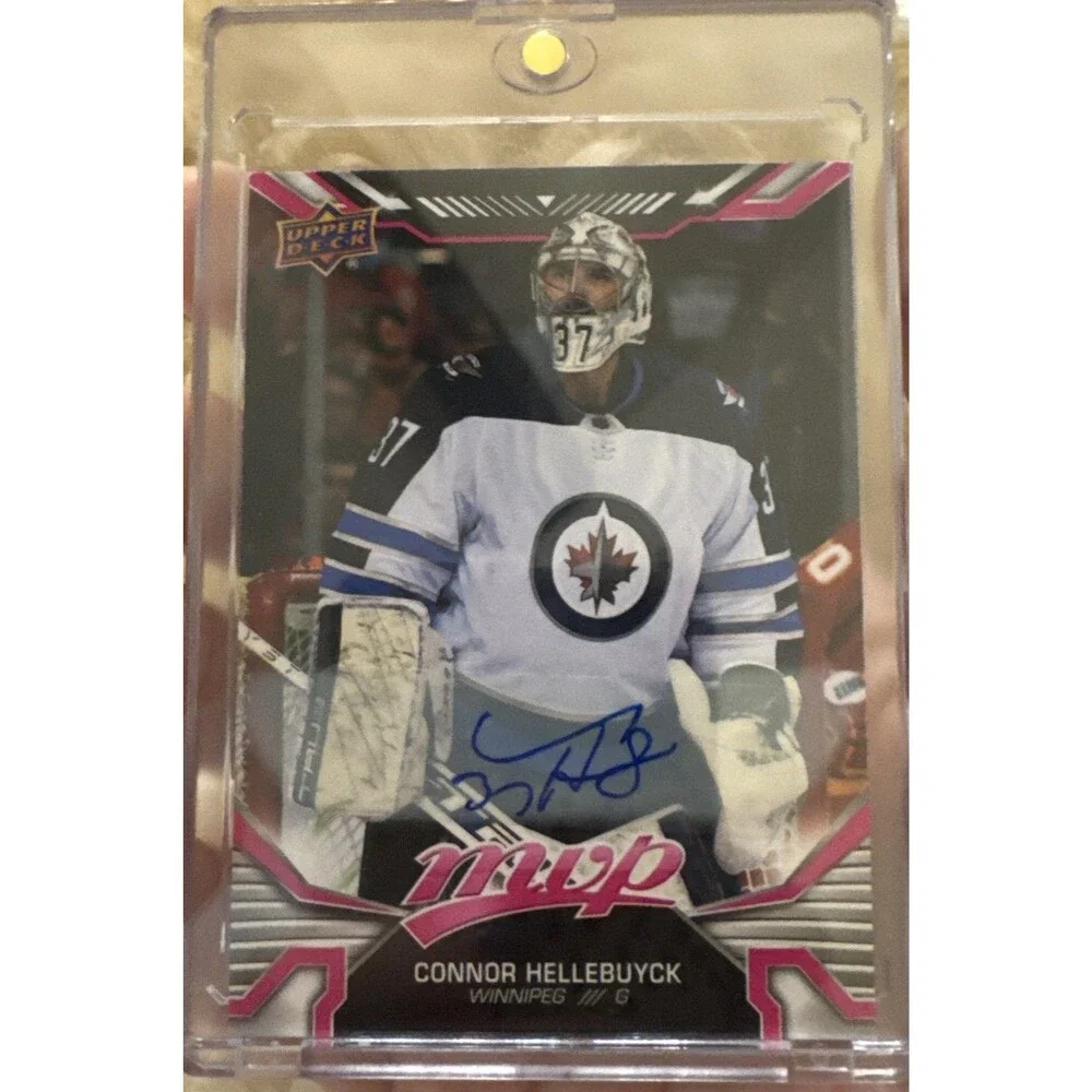 2022-23 Upper Deck MVP Autograph Connor Hellebuyck Auto